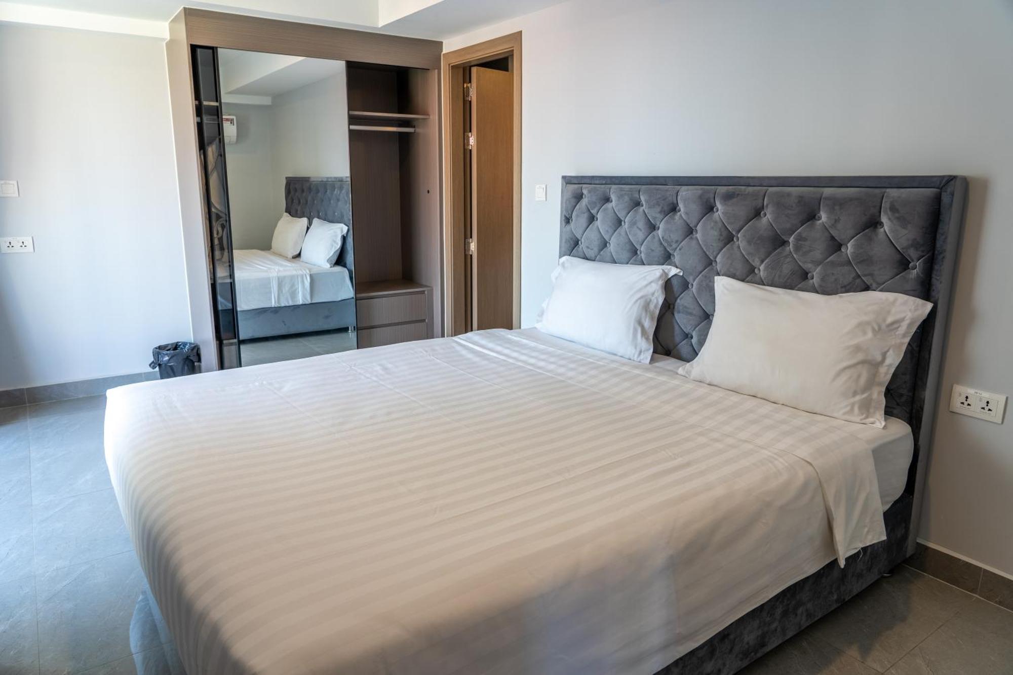 Parc21 Luxury Boutique Hotel Phnom Penh Extérieur photo
