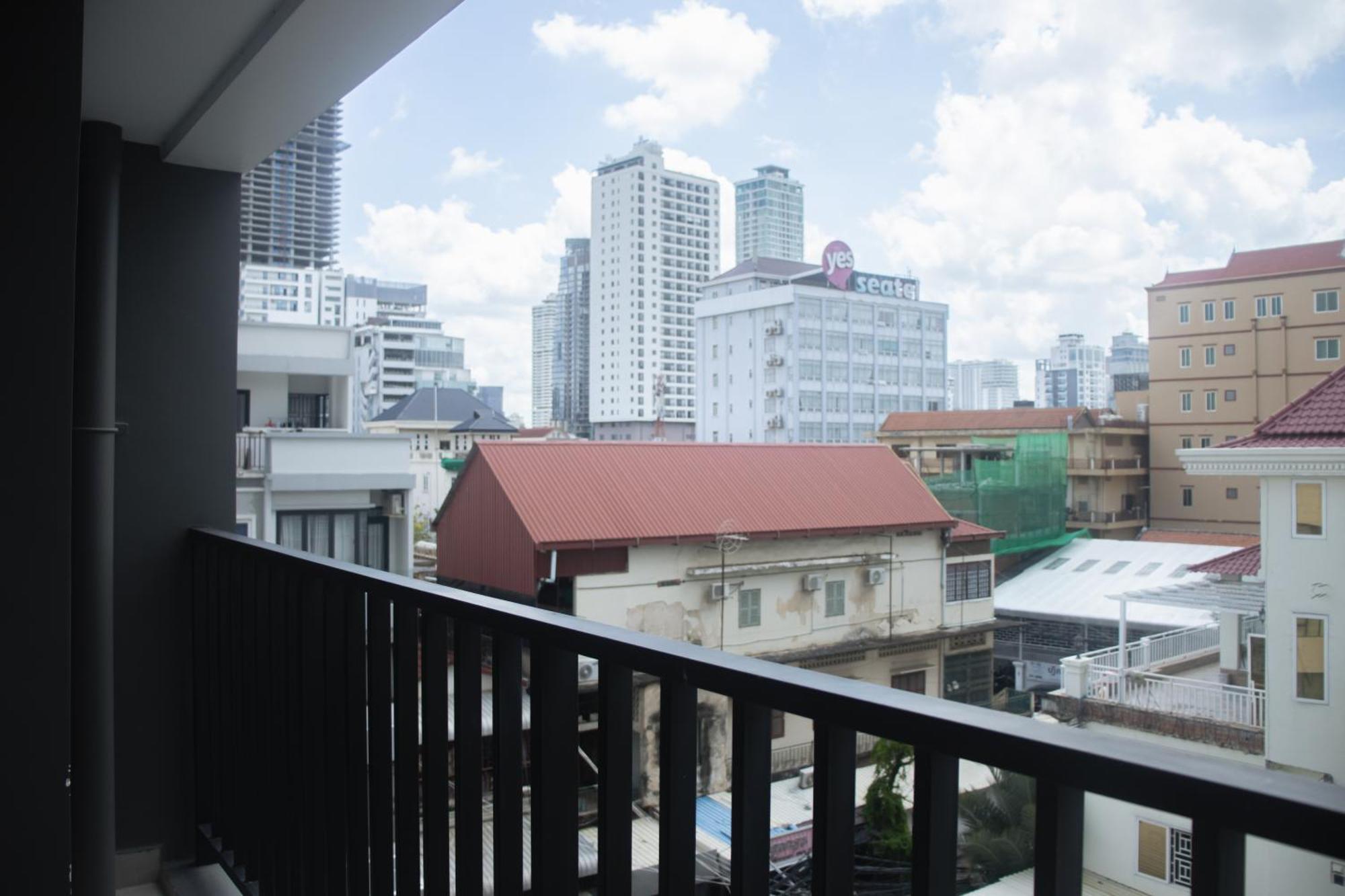 Parc21 Luxury Boutique Hotel Phnom Penh Extérieur photo